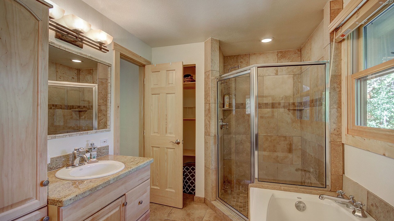 Photo of Bathroom in Warrior's Mark