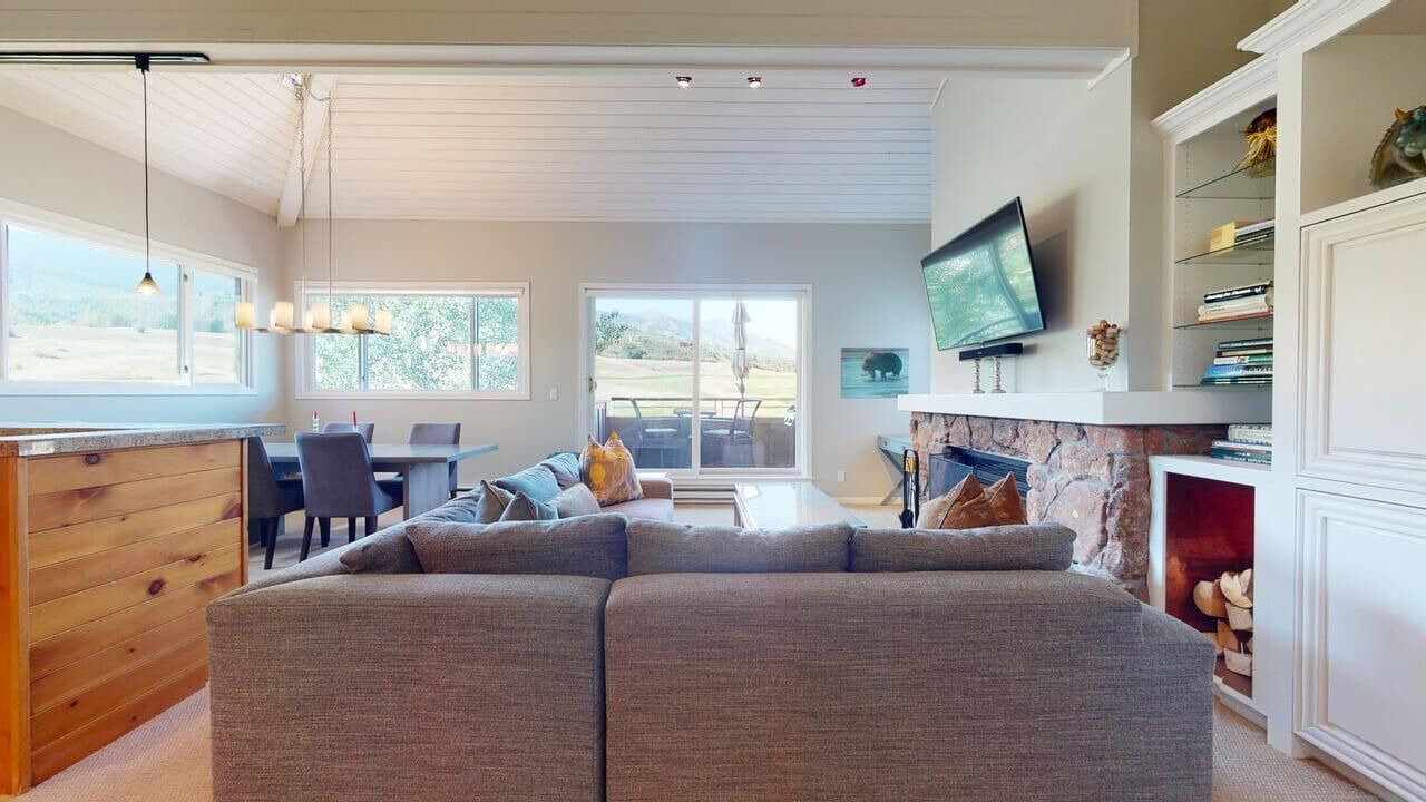 Photo of Livingroom in Snowmass Village
