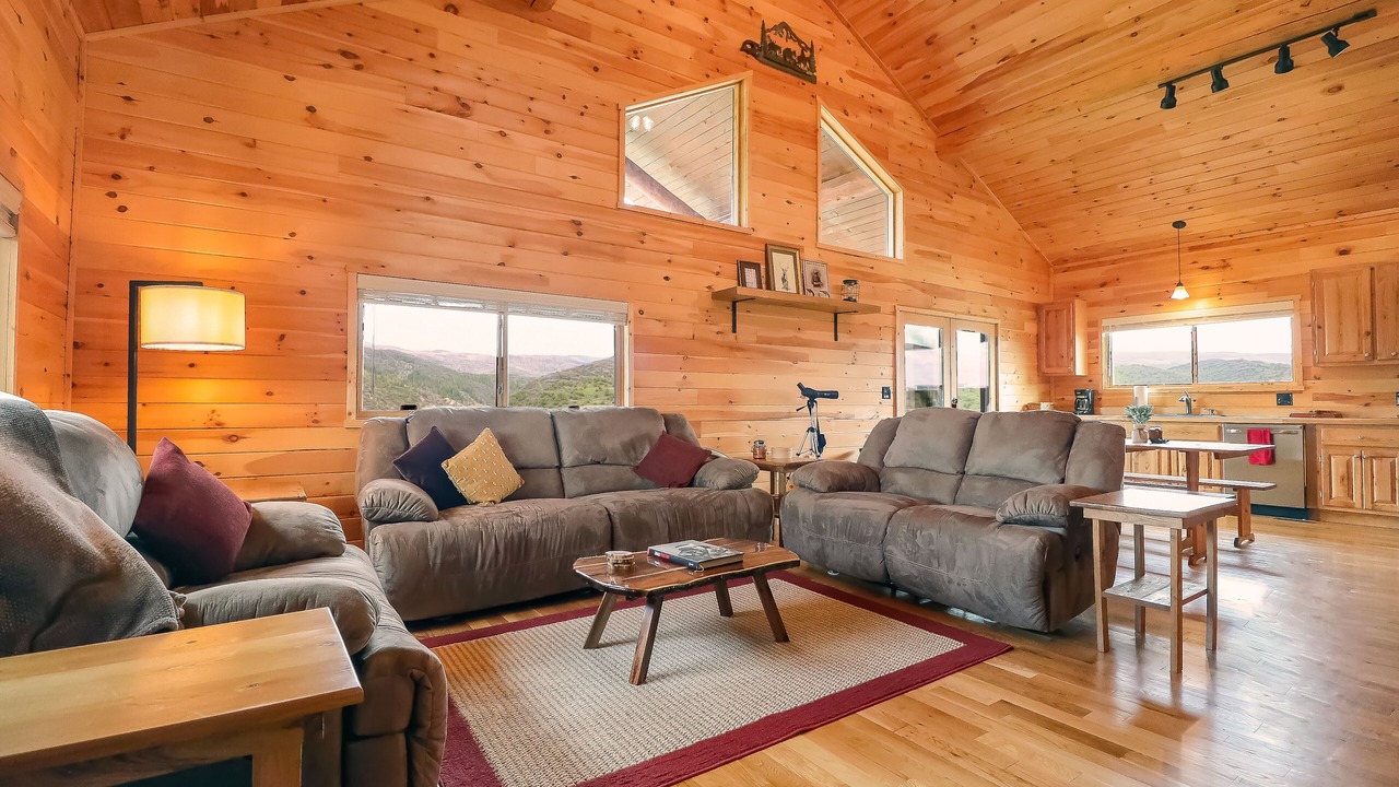 Photo of Livingroom in Meeker