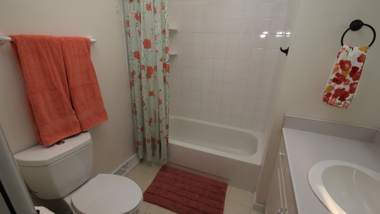 Photo of Bathroom in Cherry Knolls