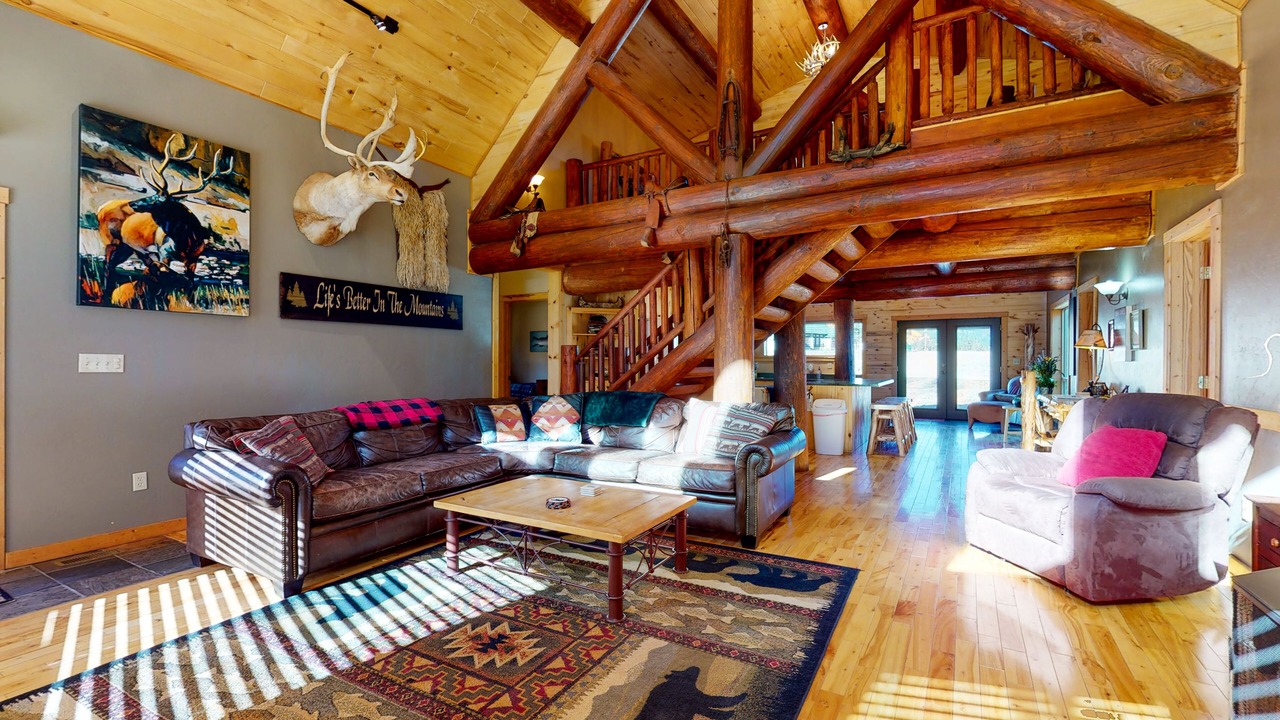 Photo of Livingroom in South Fork