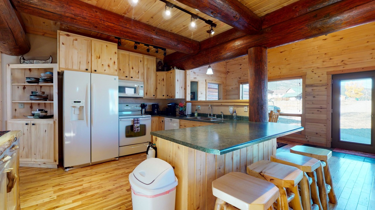 Photo of Kitchen in South Fork