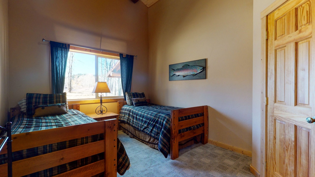 Photo of Bedroom in South Fork