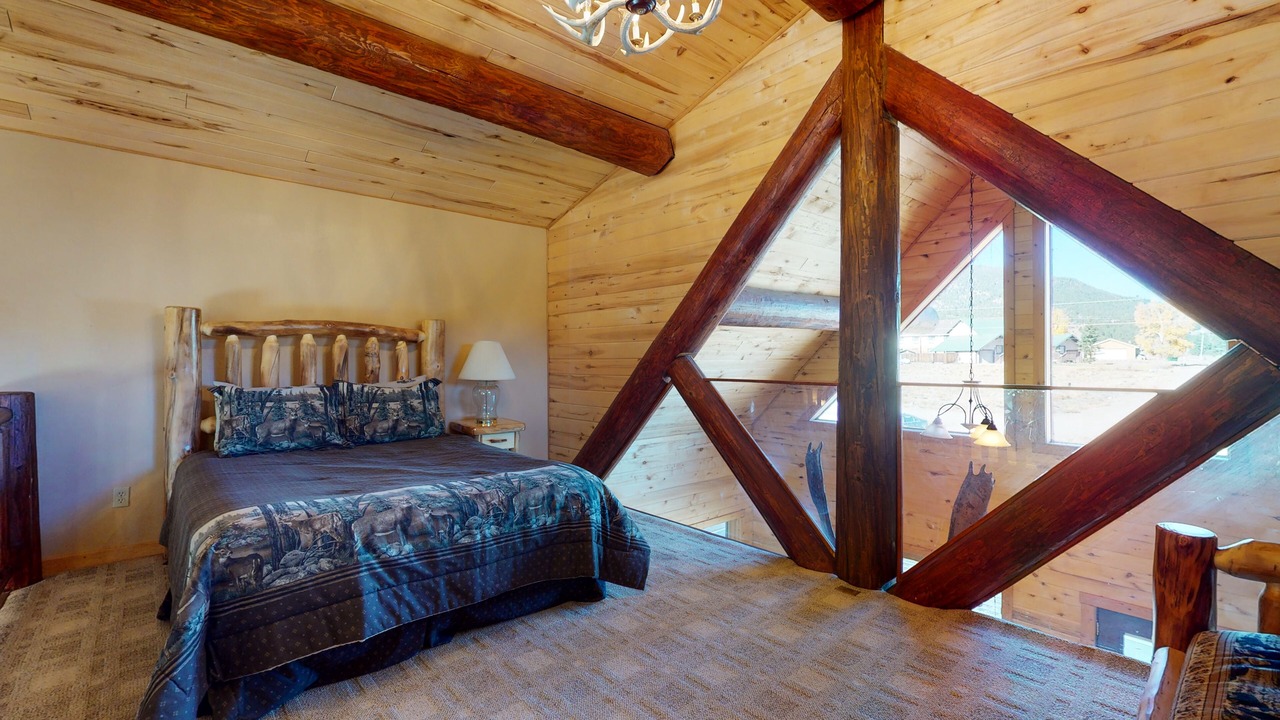 Photo of Bedroom in South Fork