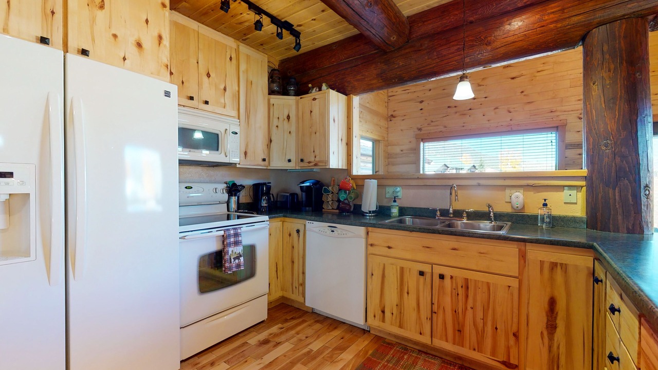 Photo of Kitchen in South Fork