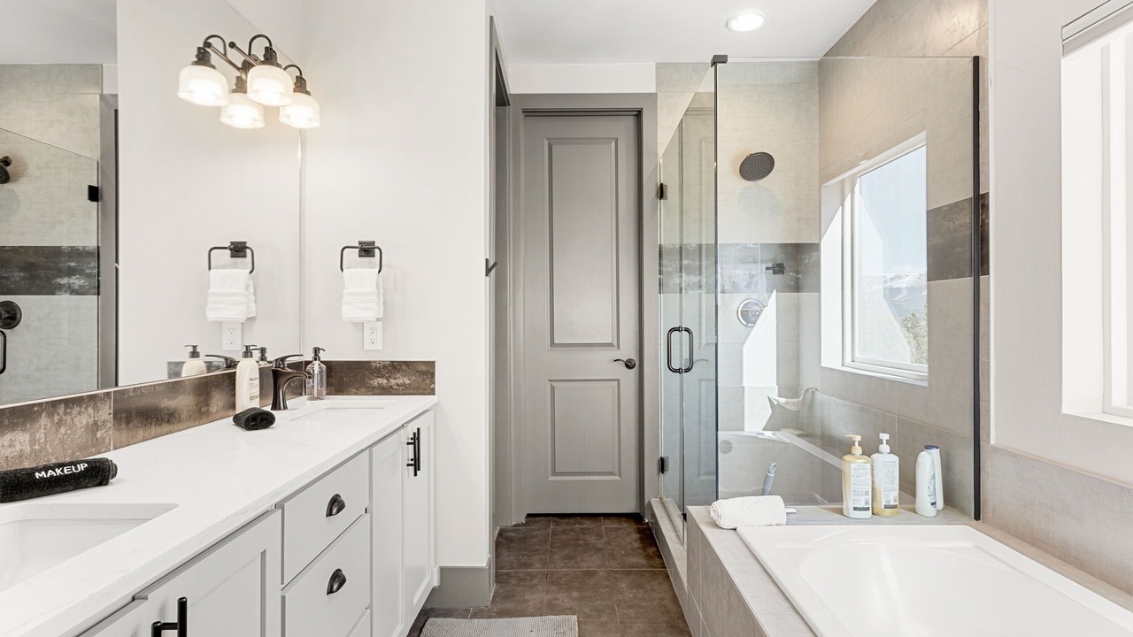 Photo of Bathroom in Baldy Mountain