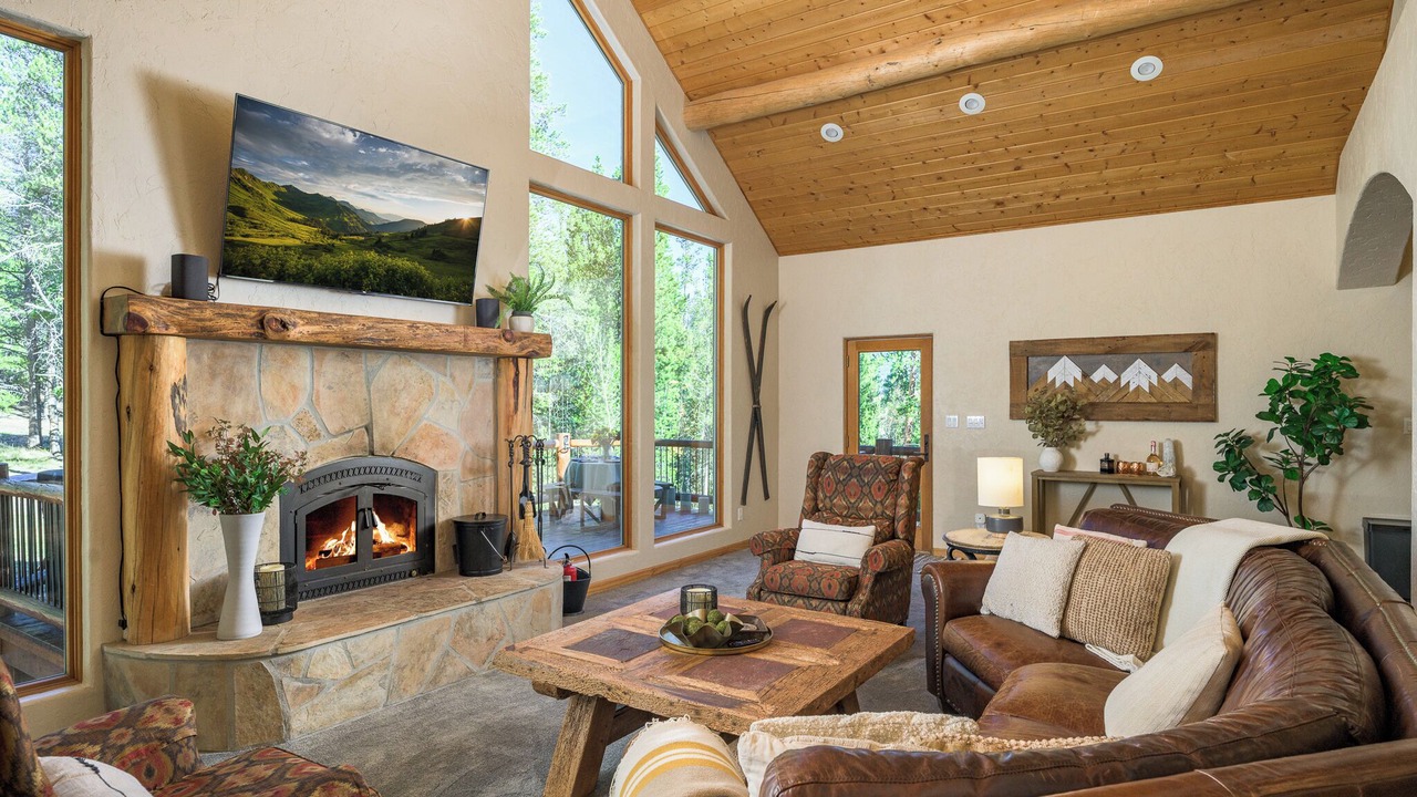 Photo of Bedroom in Valley of the Sun