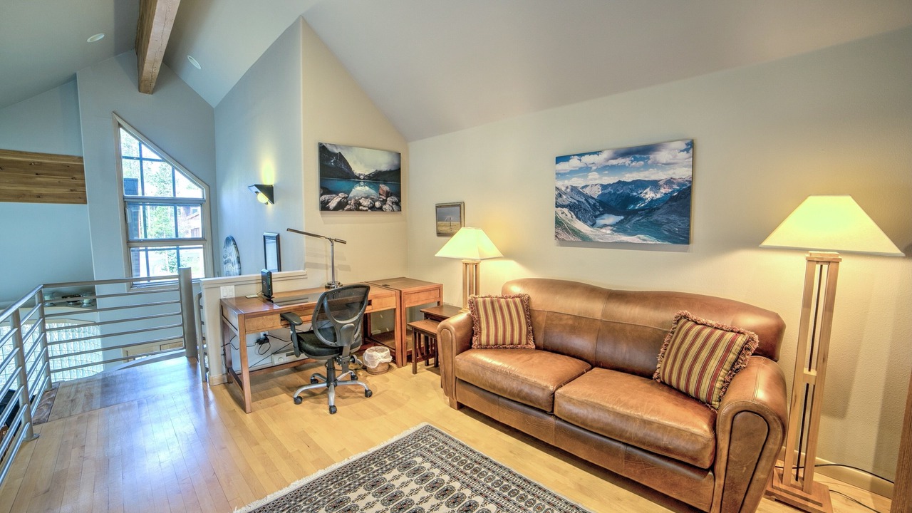 Photo of Livingroom in Christie Heights
