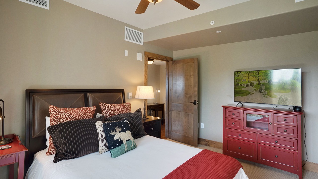 Photo of Bedroom in Steamboat Springs