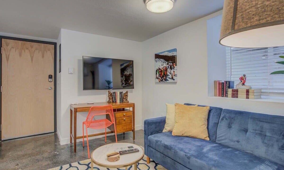 Photo of Livingroom in Downtown Colorado Springs