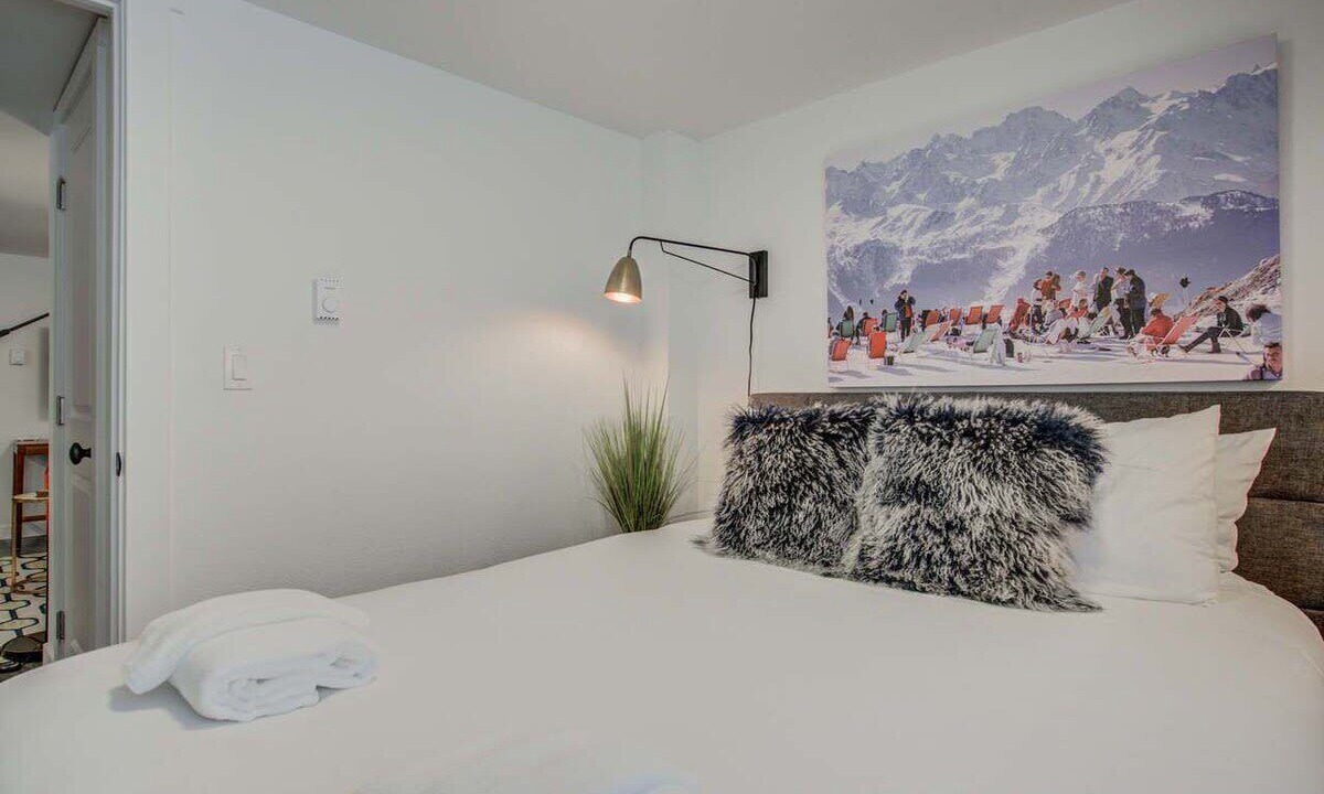 Photo of Bedroom in Downtown Colorado Springs