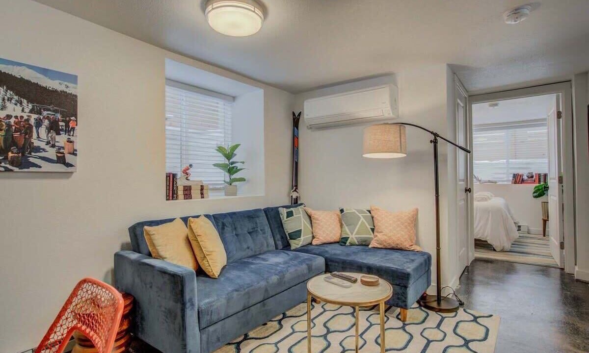 Photo of Livingroom in Downtown Colorado Springs