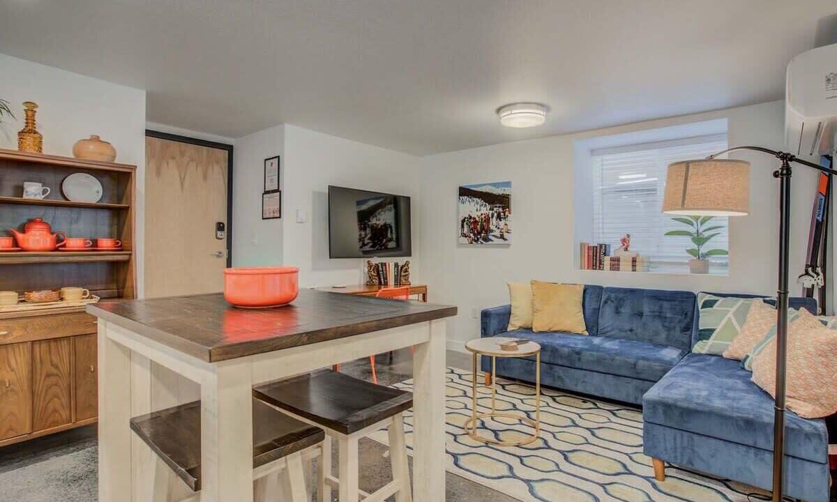 Photo of Livingroom in Downtown Colorado Springs