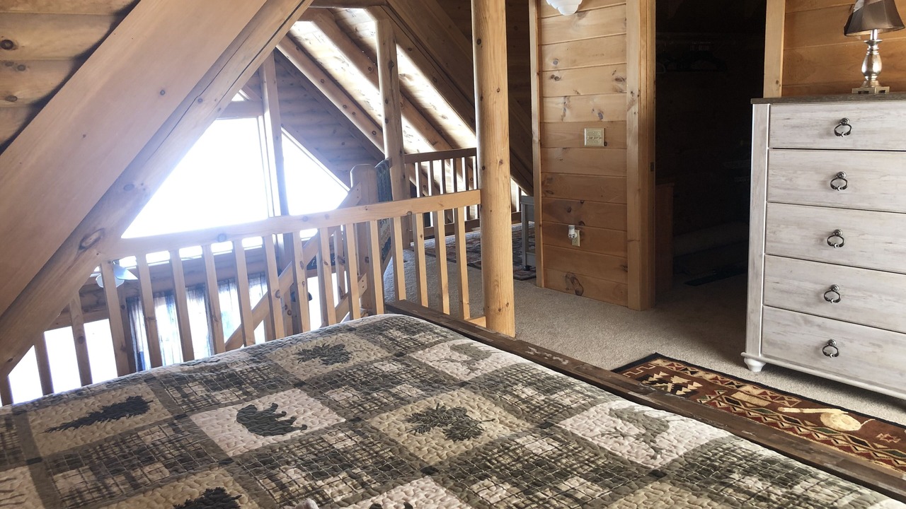 Photo of Bedroom in Glacier View Meadows