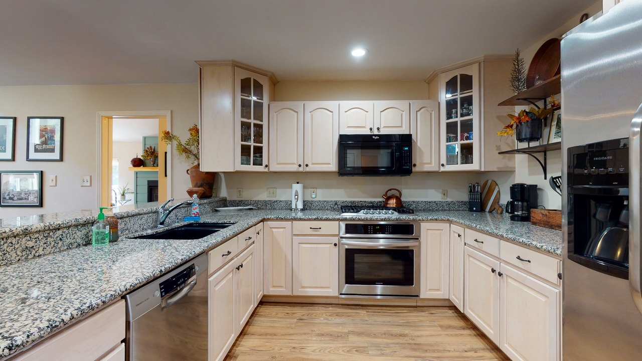 Photo of Kitchen in South Fork