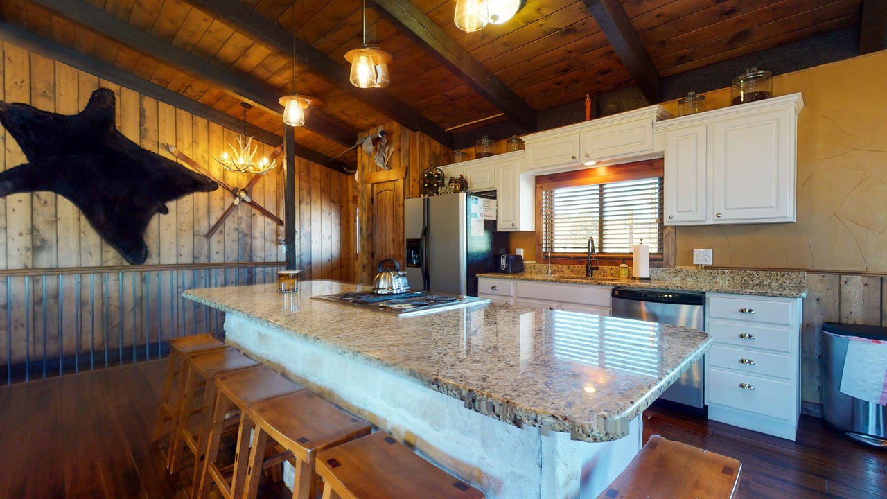 Photo of Kitchen in Ponderosa Pines