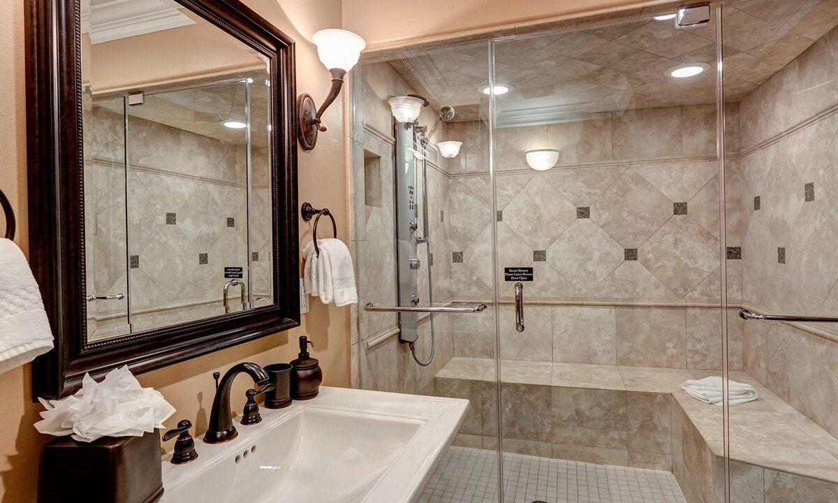 Photo of Bathroom in Christie Heights