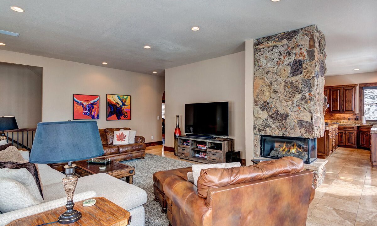 Photo of Livingroom in Christie Heights
