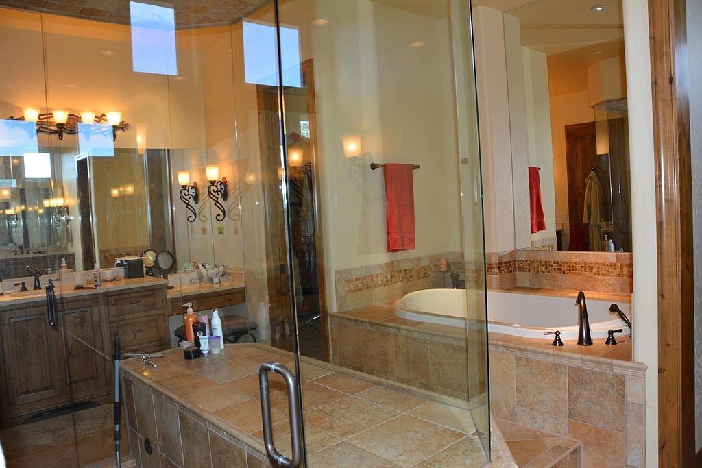 Photo of Bathroom in St. Andrews