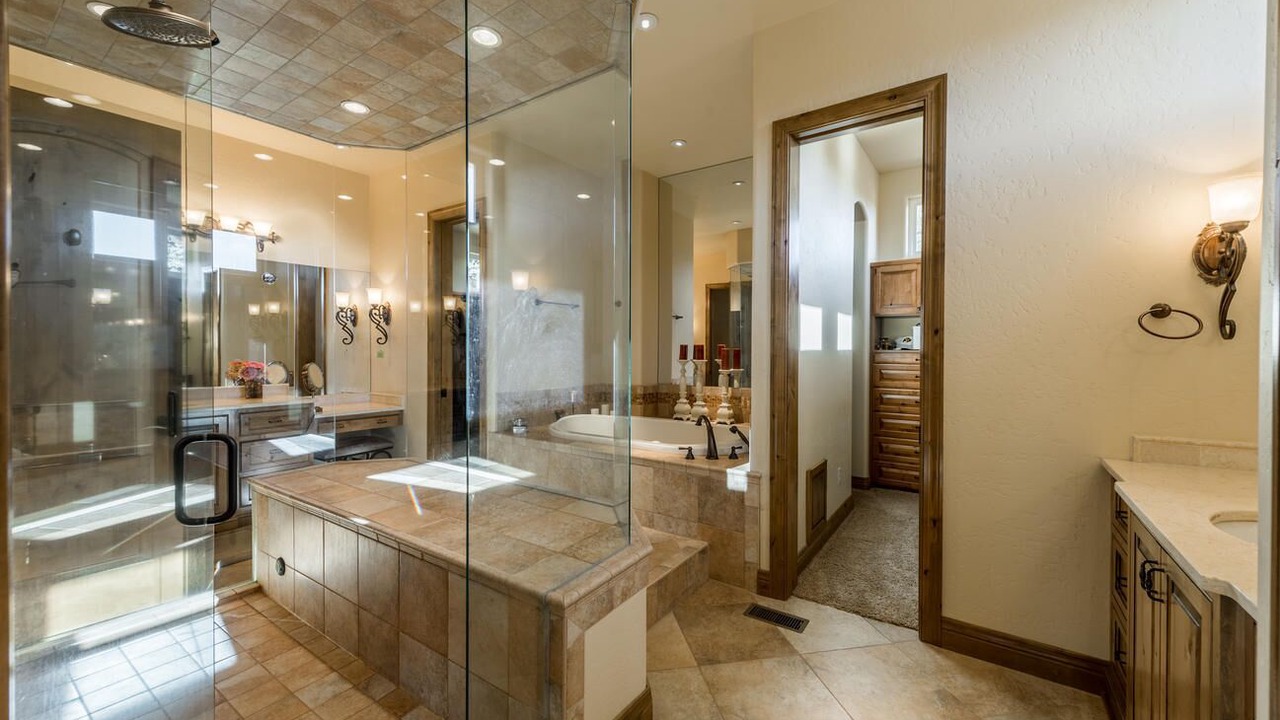 Photo of Bathroom in St. Andrews