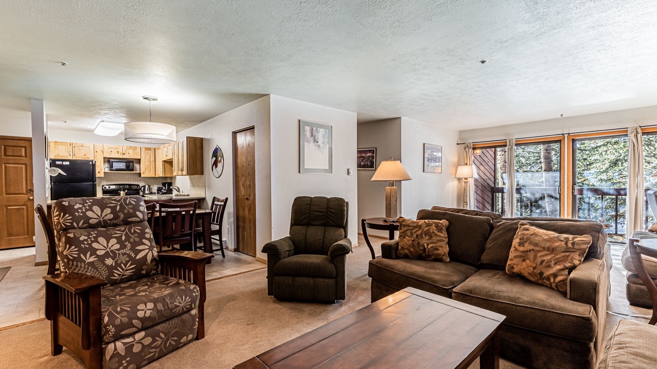 Photo of Livingroom in Historic District