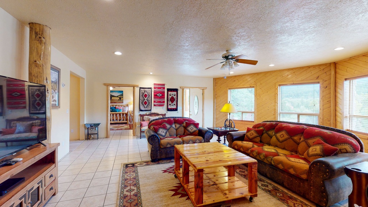 Photo of Livingroom in San Juan River Village