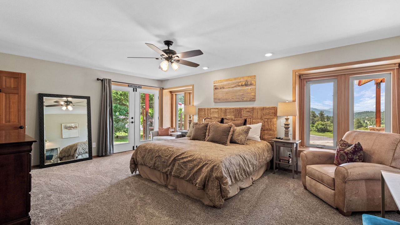 Photo of Bedroom in Golden