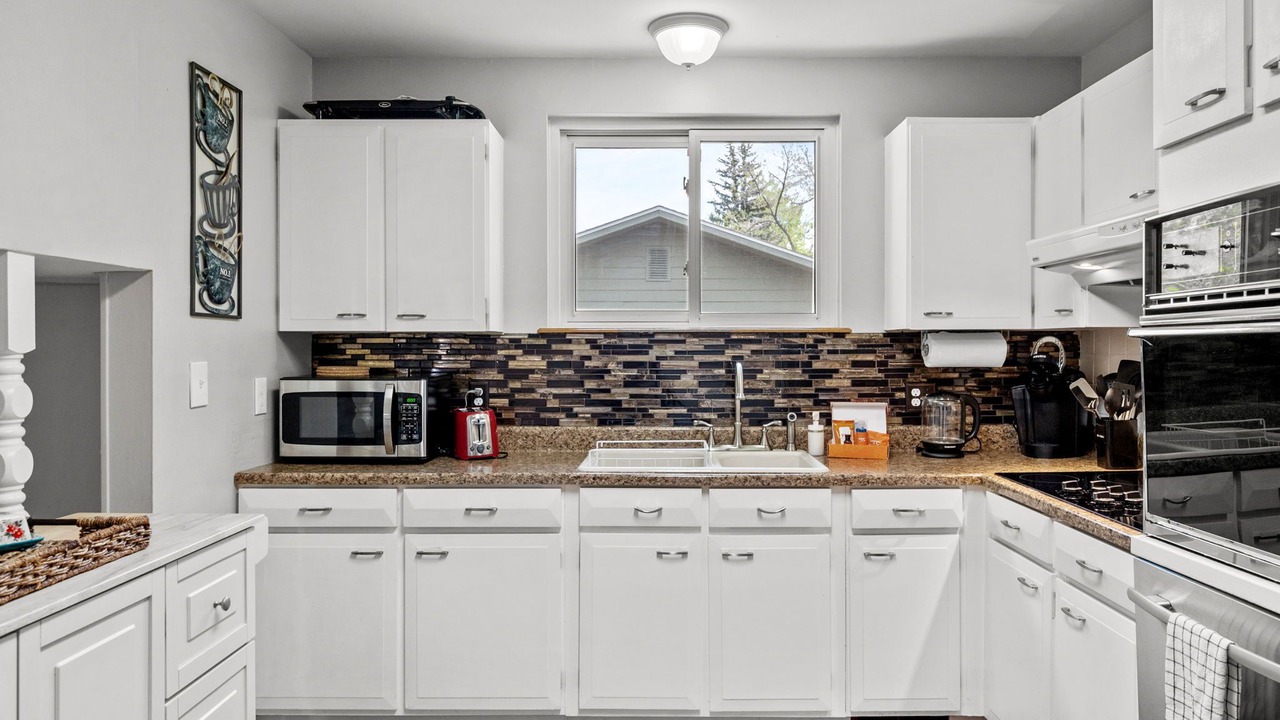 Photo of Kitchen in Arvada Plaza Area