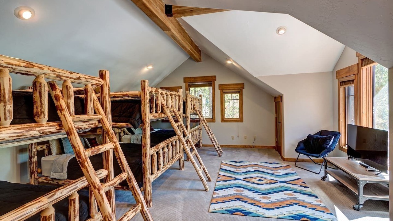 Photo of Bedroom in Warrior's Mark West