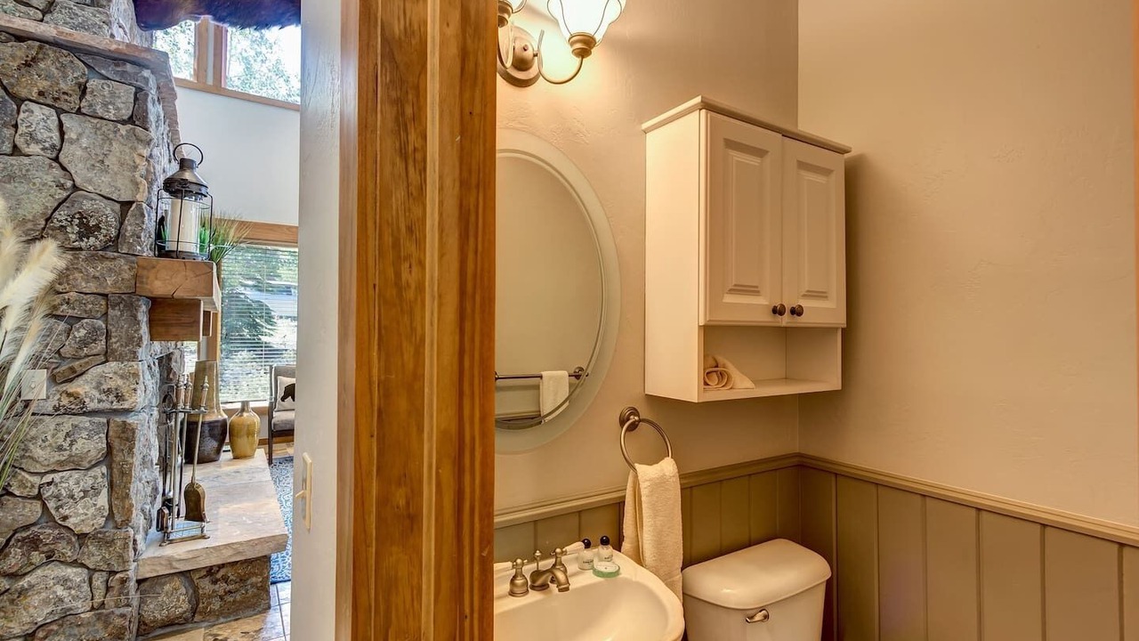 Photo of Bathroom in Warrior's Mark West