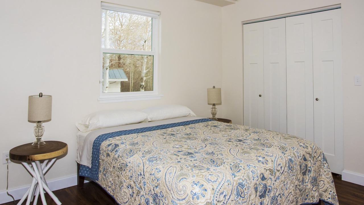 Photo of Bedroom in Hillside