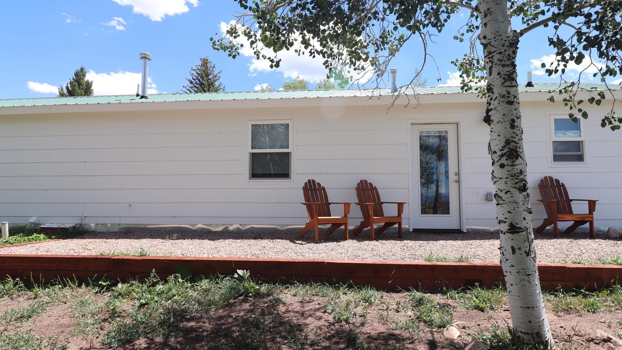 Photo of Patio Balcony in Hillside