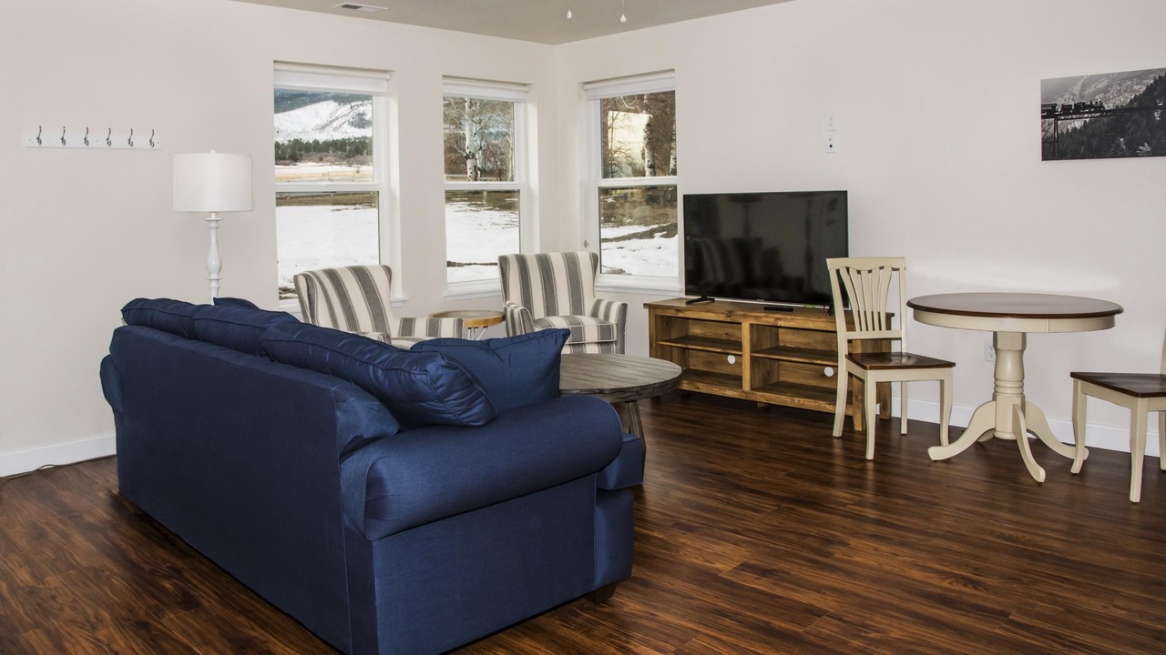 Photo of Livingroom in Hillside