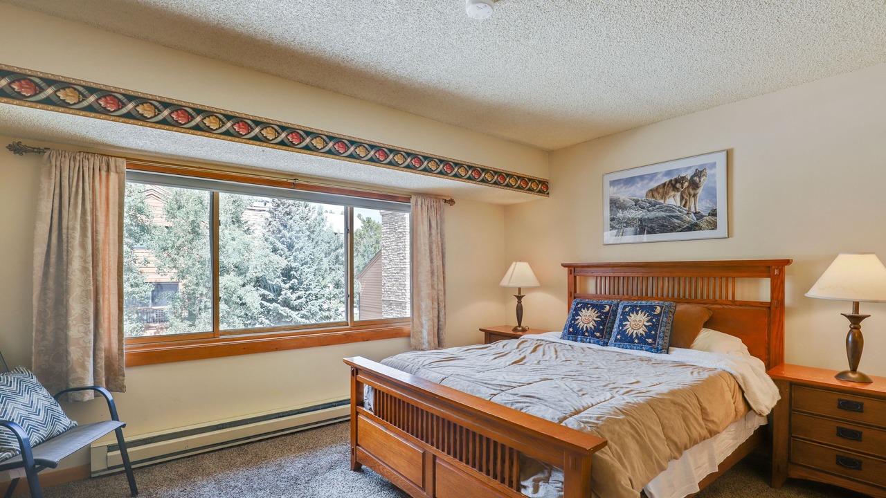 Photo of Bathroom in Peak 9