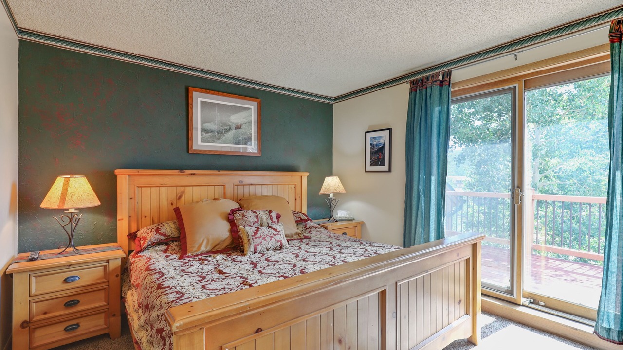 Photo of Patio Balcony in Peak 9