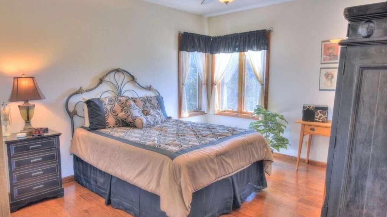 Photo of Bedroom in Howard