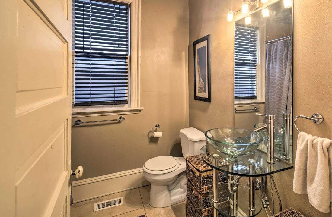Photo of Bathroom in Cheesman Park