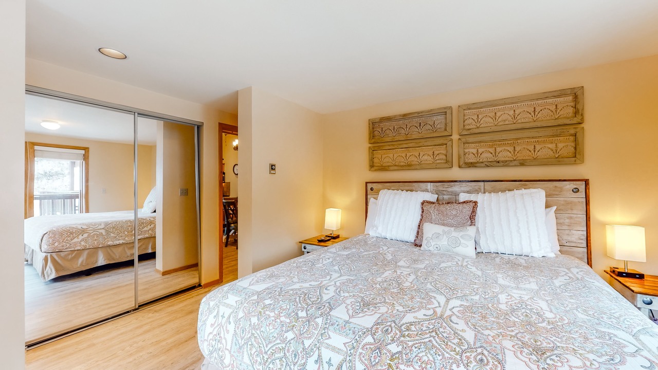 Photo of Bedroom in Four O'Clock