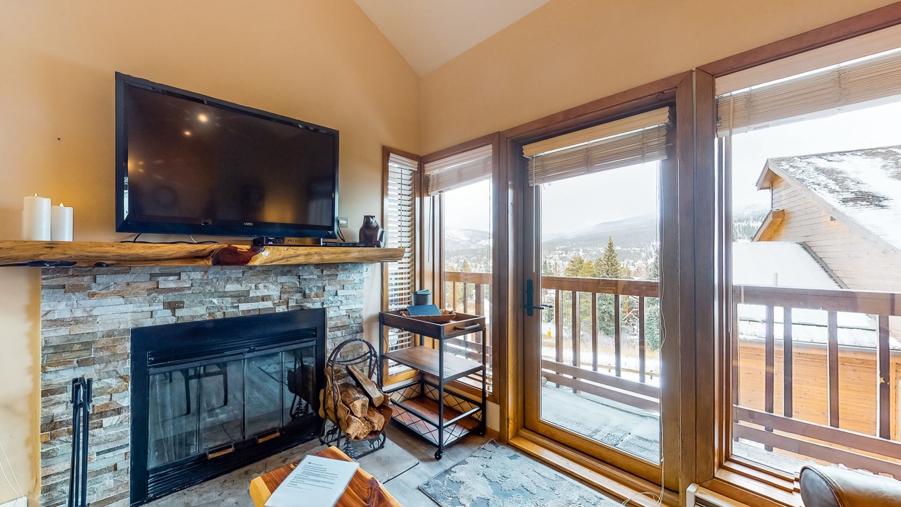Photo of Livingroom in Four O'Clock