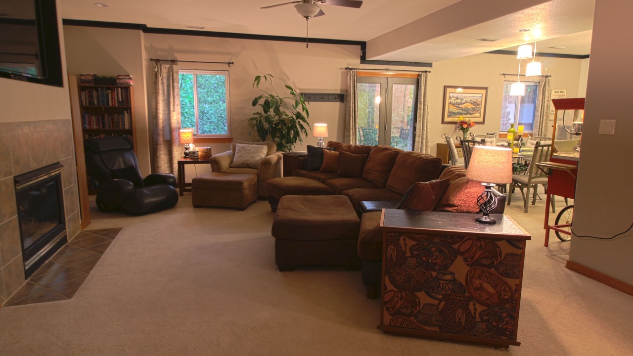 Photo of Bedroom in Northwest Colorado Springs
