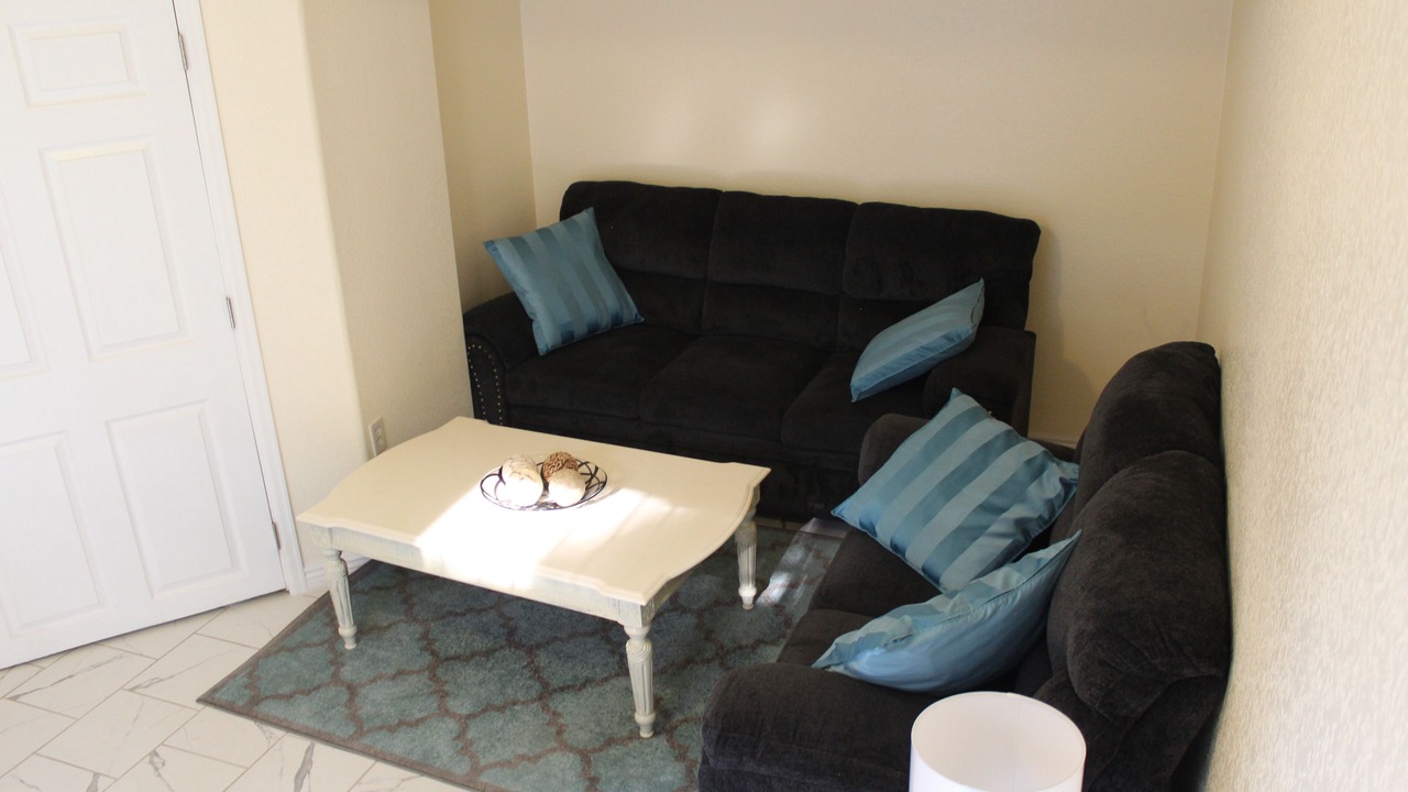Photo of Livingroom in Aurora Highlands