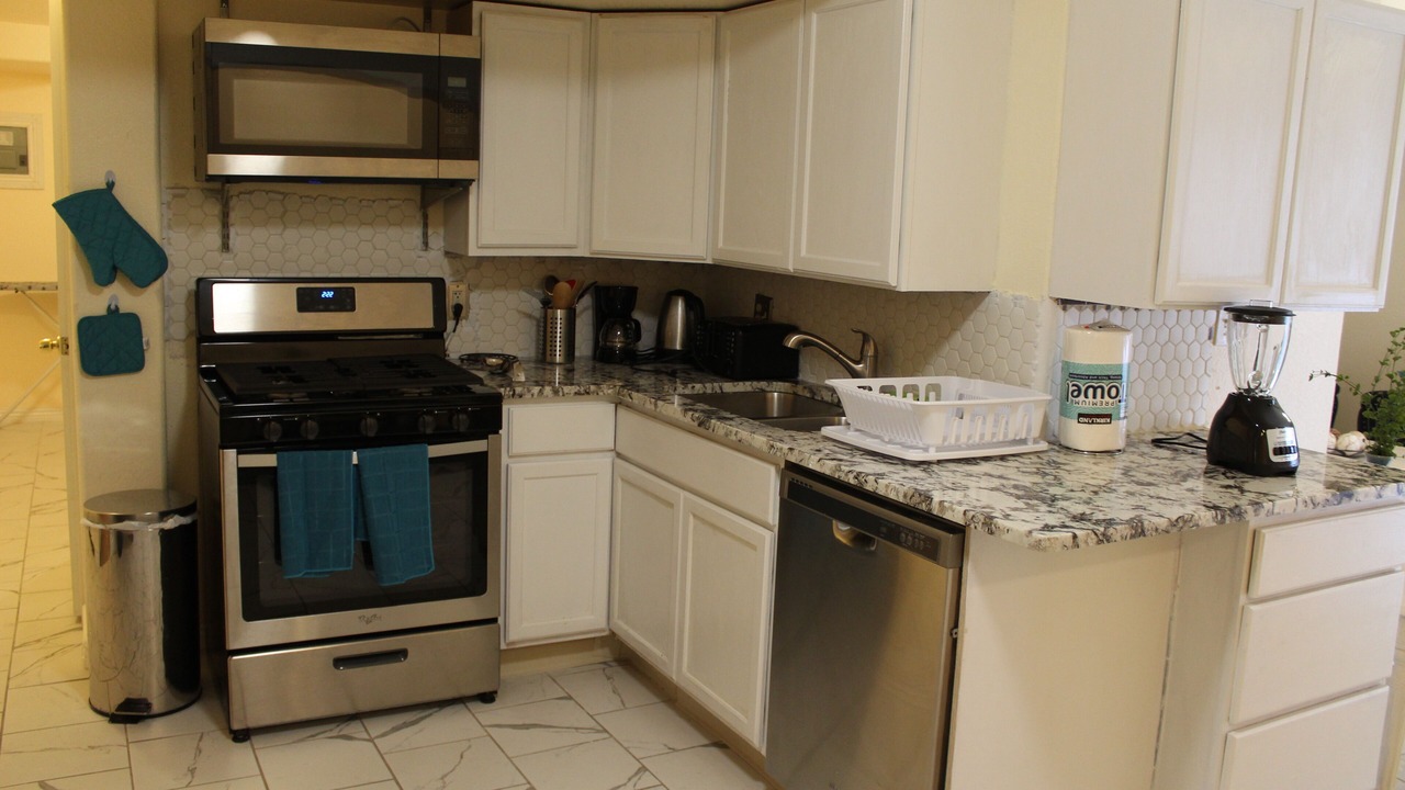 Photo of Kitchen in Aurora Highlands