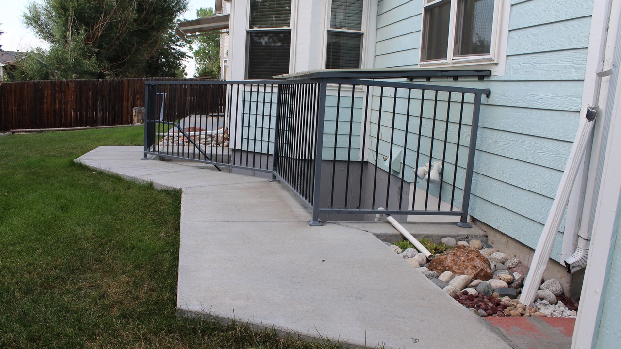 Photo of Outdoor in Aurora Highlands