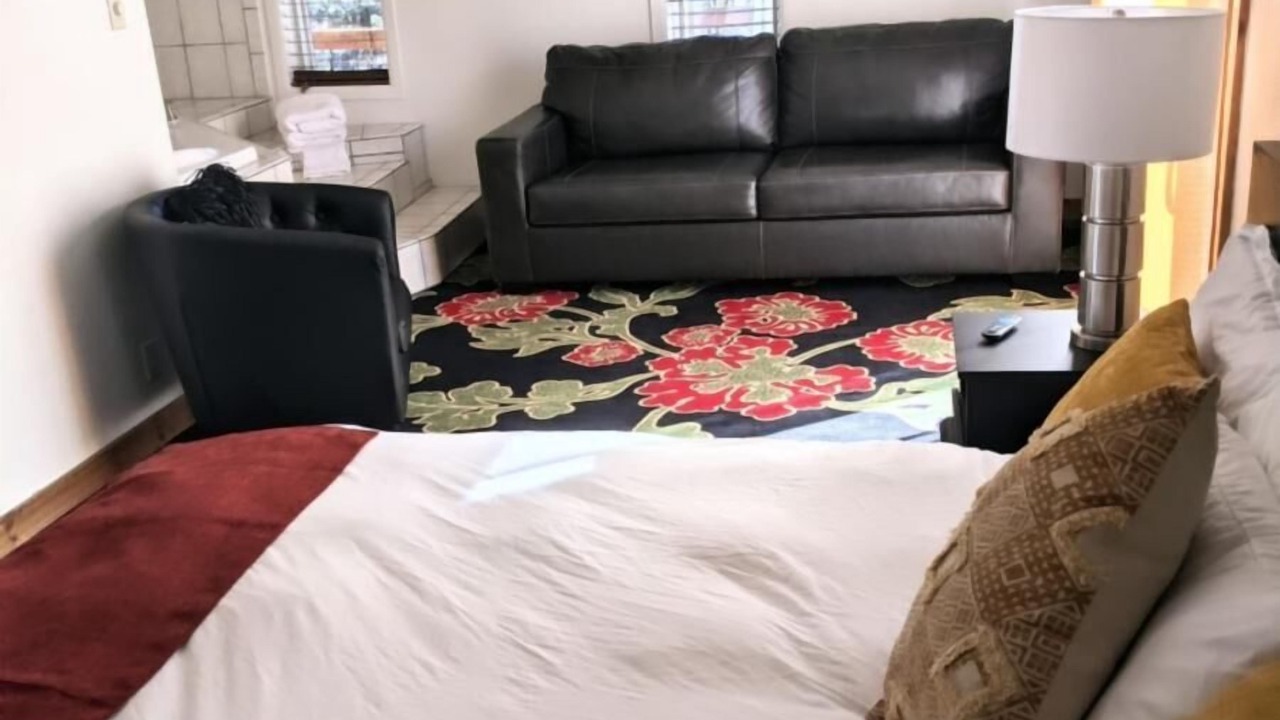 Photo of Bedroom in Green Mountain Falls