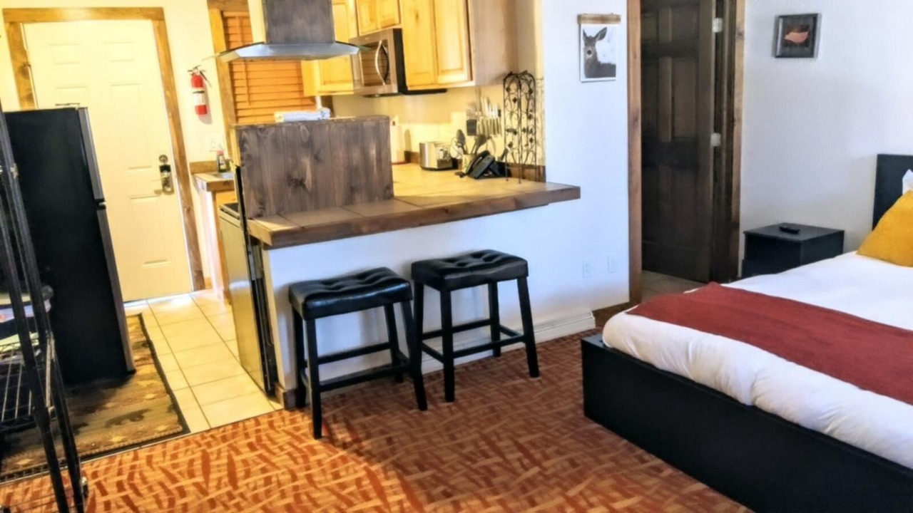 Photo of Bedroom in Green Mountain Falls