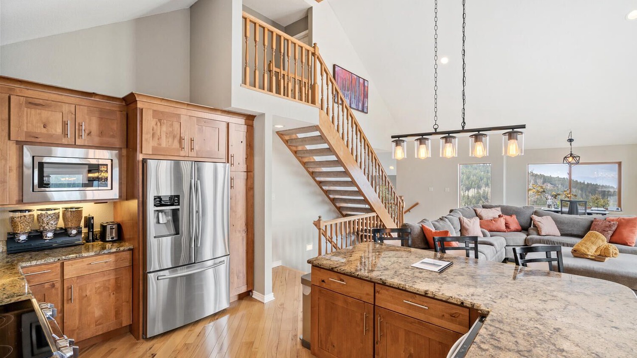 Photo of Livingroom in Evergreen
