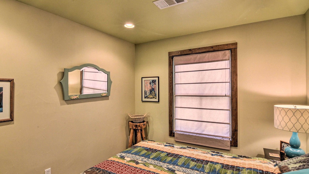 Photo of Bedroom in Lake City