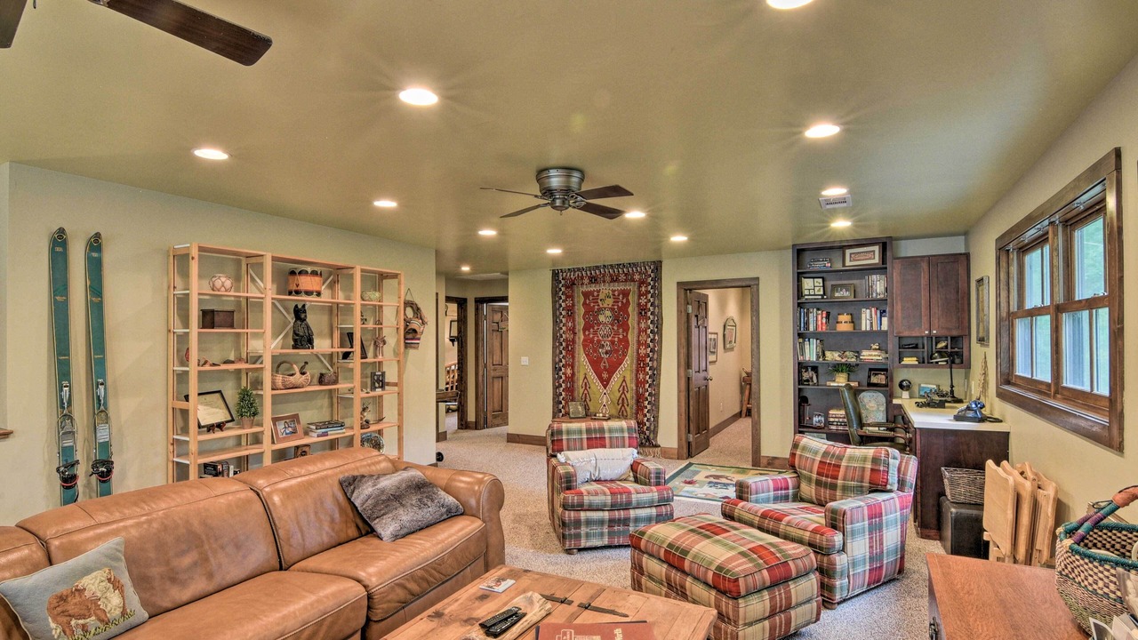Photo of Bedroom in Lake City