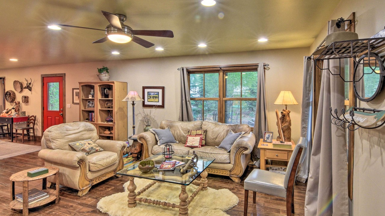 Photo of Bedroom in Lake City