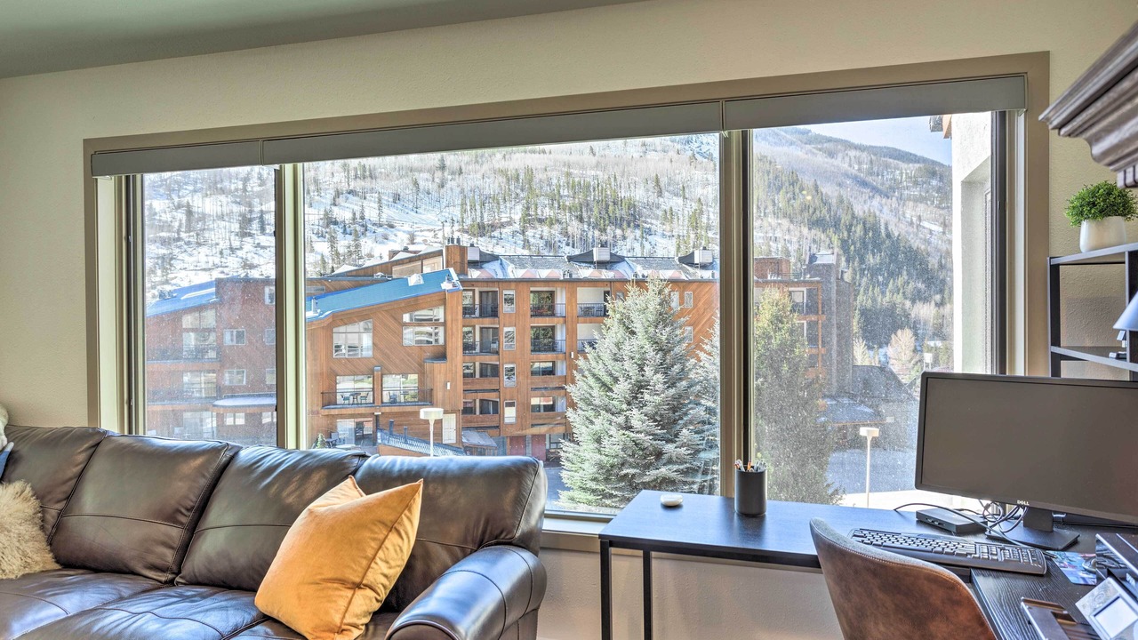 Photo of Livingroom in Vail